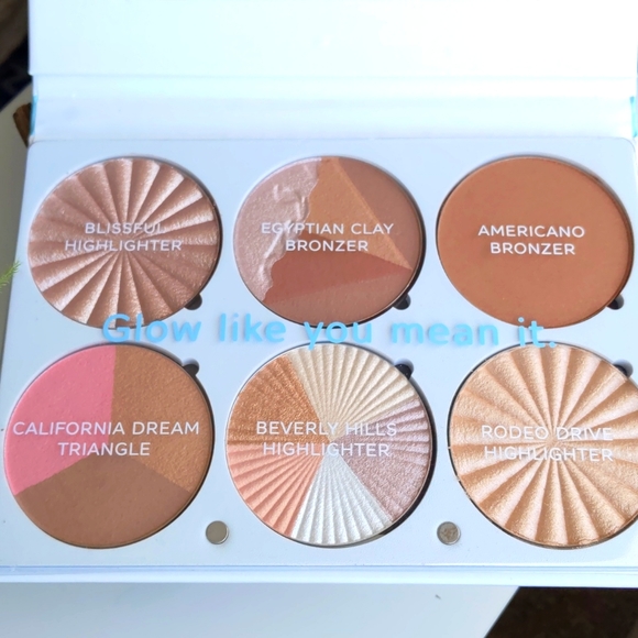 OFRA Other - Ofra on the Glow Highlighting and Bronzing Palette